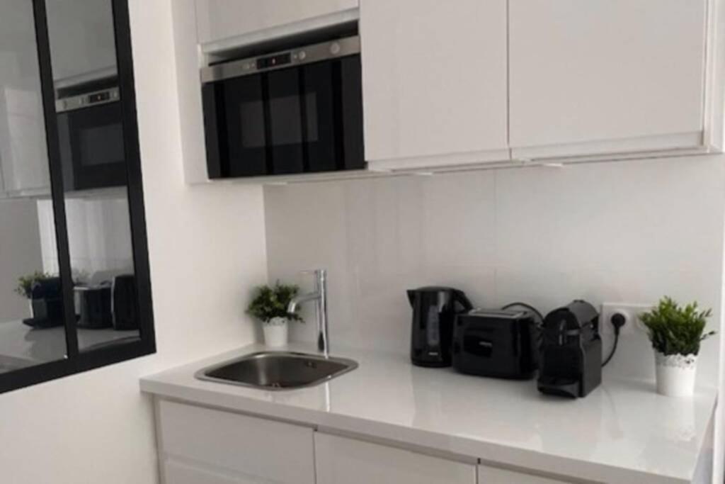 Stylist And Cosy Appartement In Montparnasse Parijs Buitenkant foto