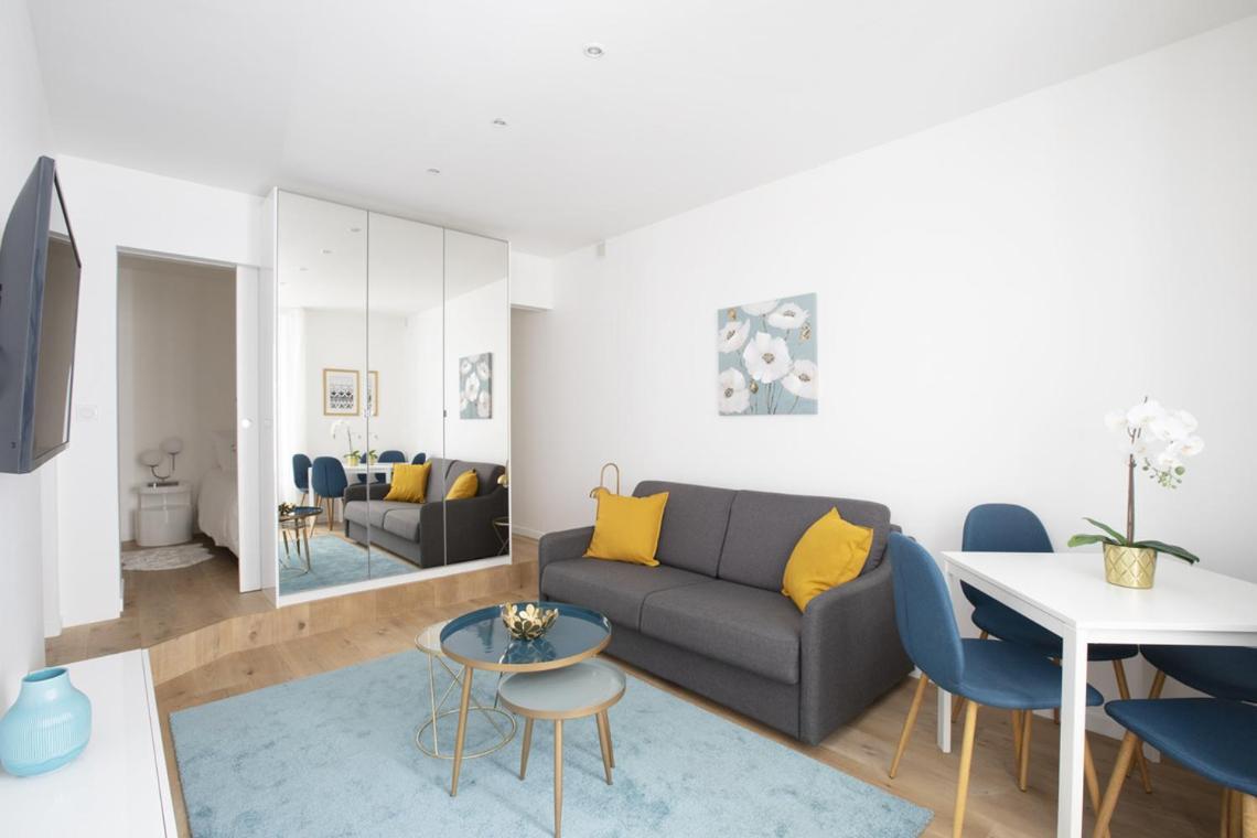 Stylist And Cosy Appartement In Montparnasse Parijs Buitenkant foto