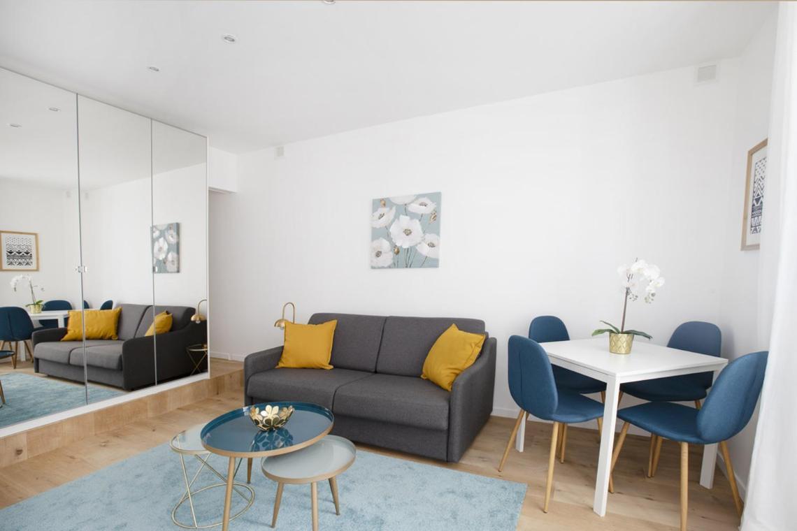 Stylist And Cosy Appartement In Montparnasse Parijs Buitenkant foto